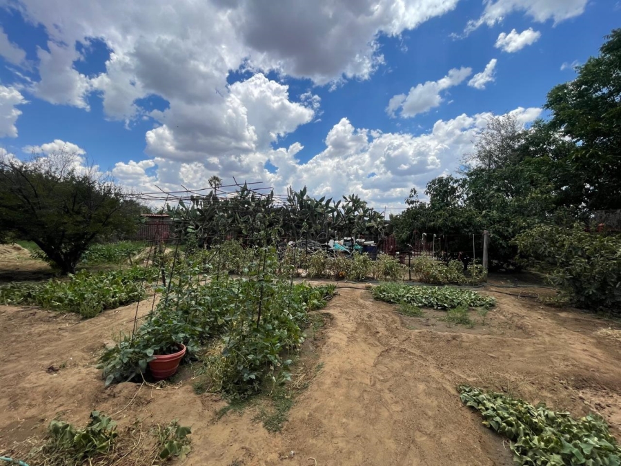 4 Bedroom Property for Sale in Christiana North West